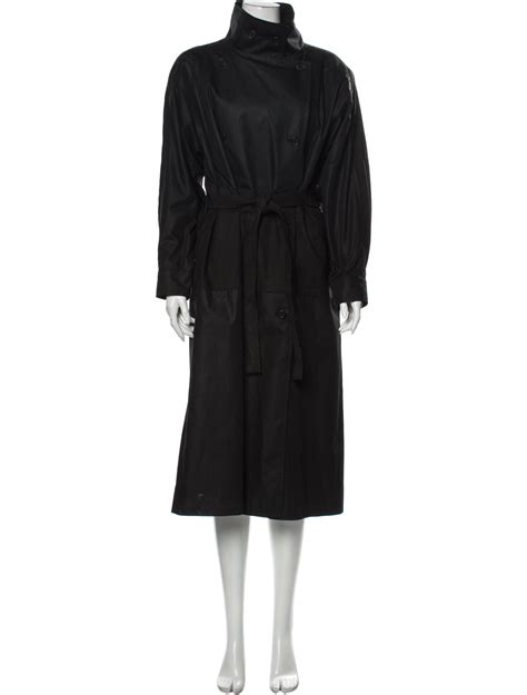 black dior coat.